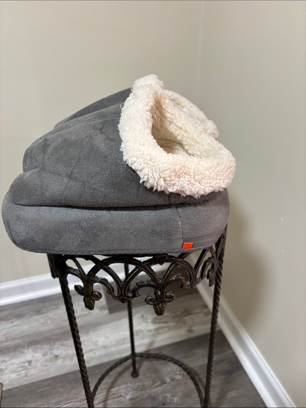 Shiatsu Foot Massager with Heat - Grey - Picture 7 of 7